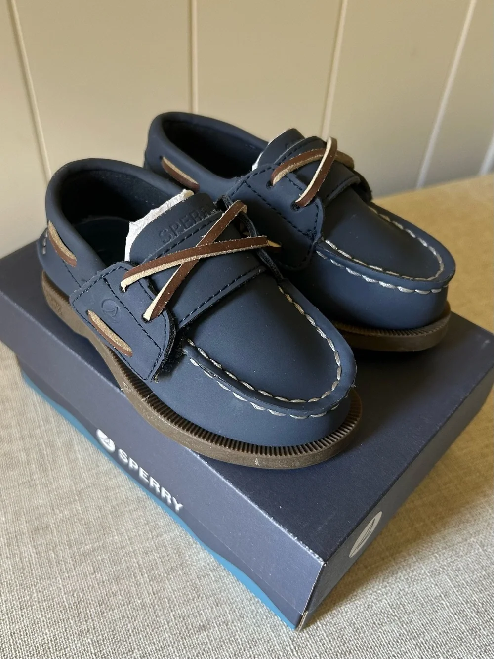 New In Box Sperry Original Boat Shoe Blue Lace Up Velcro Preppy Toddler Loafers